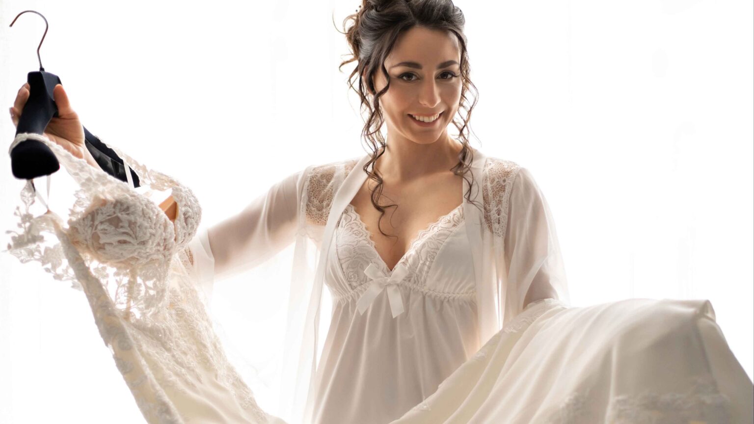 Sposa con il suo abito