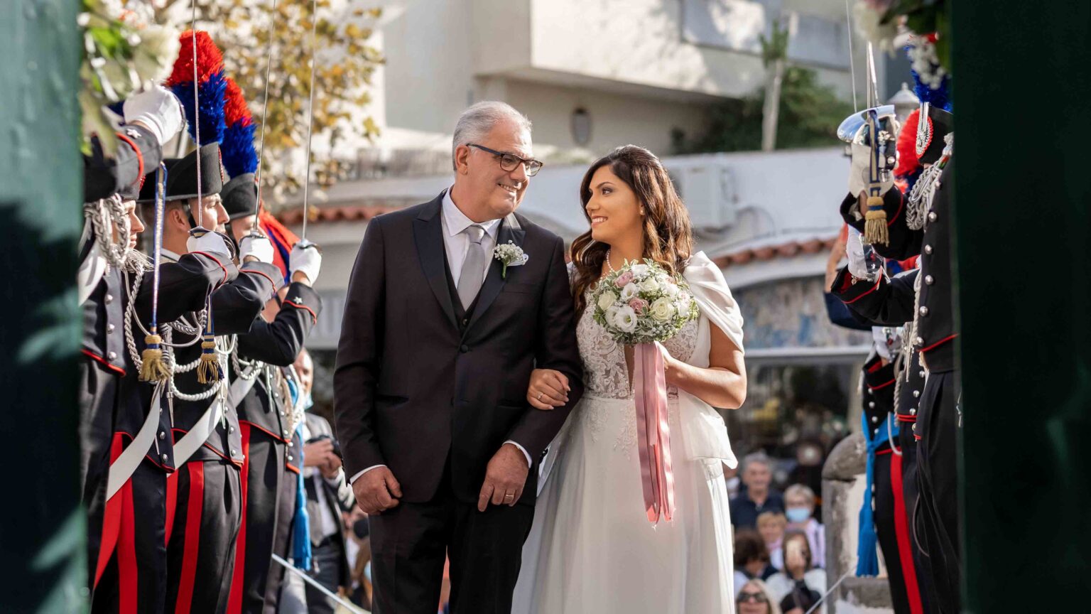 Ingresso della sposa con picchetto